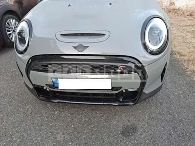 Photo 1 of 26: 2022 MINI Cooper S Five-Door — Korean insurance auction