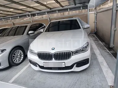 Photo 1 of 29: 2017 BMW 740d xDrive, VIN WBA7C6108HG760748 — Korean insurance auction