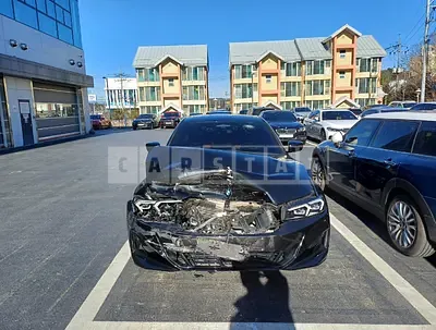 Photo 1 of 13: 2024 BMW 320i — Korean insurance auction