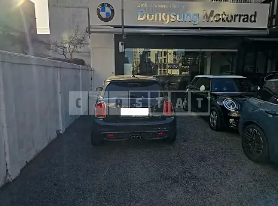 Photo 2 of 8: 2019 MINI Cooper S — Korean insurance auction