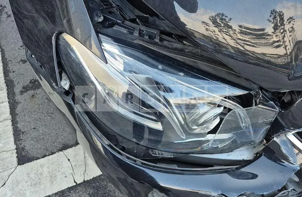 Photo 2 of 13: 2018 Mercedes-Benz E300 4Matic — Korean insurance auction