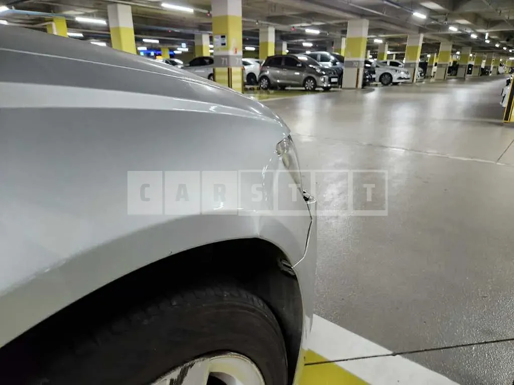 Photo 2 of 38: 2015 Audi A6 35 TDI, VIN WAUZZZ4G2FN042154 — Korean insurance auction
