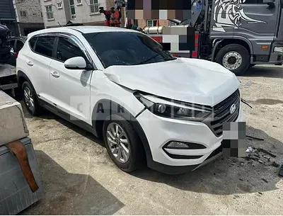 Photo 1 of 10: 2017 Hyundai Tucson TL — Korean insurance auction
