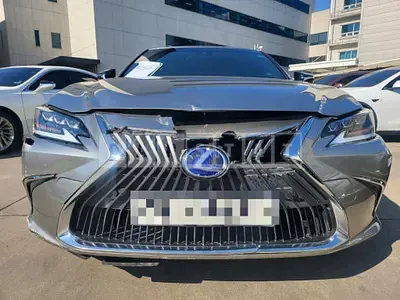 Photo 1 of 21: 2019 Lexus ES300h — Korean insurance auction