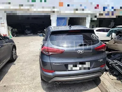Photo 1 of 26: 2017 Hyundai Tucson TL 4WD — Korean insurance auction