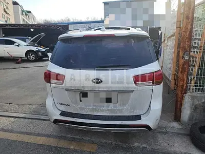 Photo 1 of 52: 2016 Kia Carnivals, VIN KNAMB81ABHS263732 — Korean insurance auction
