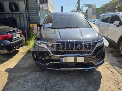 Photo 1 of 36: 2023 Kia Carnivals — Korean insurance auction