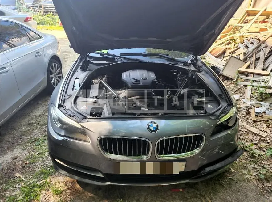 Photo 2 of 9: 2015 BMW 520d xDrive — Korean insurance auction