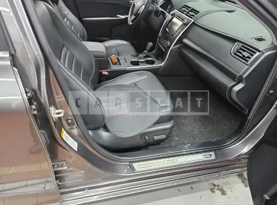 Photo 2 of 34: 2017 Toyota Camry Hybrid — Korean insurance auction