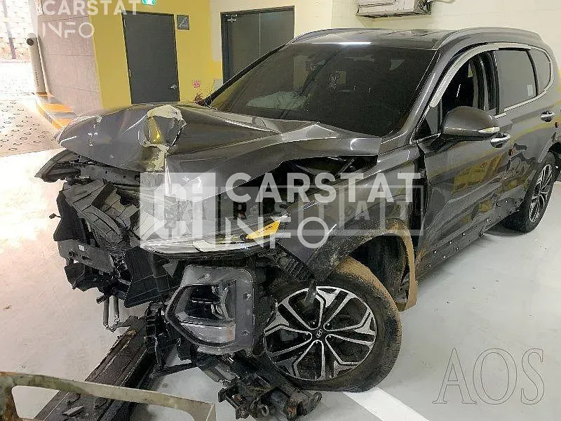 Photo 2 of 37: 2019 Hyundai Santa Fe, VIN KMHS281BDKU147711 — Korean insurance auction