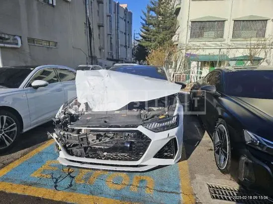 Photo 2 of 31: 2022 Audi A7 55 TFSI quattro — Korean insurance auction