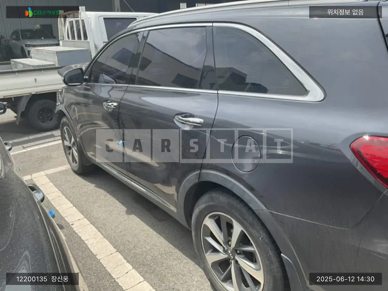 Photo 2 of 11: 2018 Kia Sorento, VIN KNAPG81ABJA433789 — Korean insurance auction