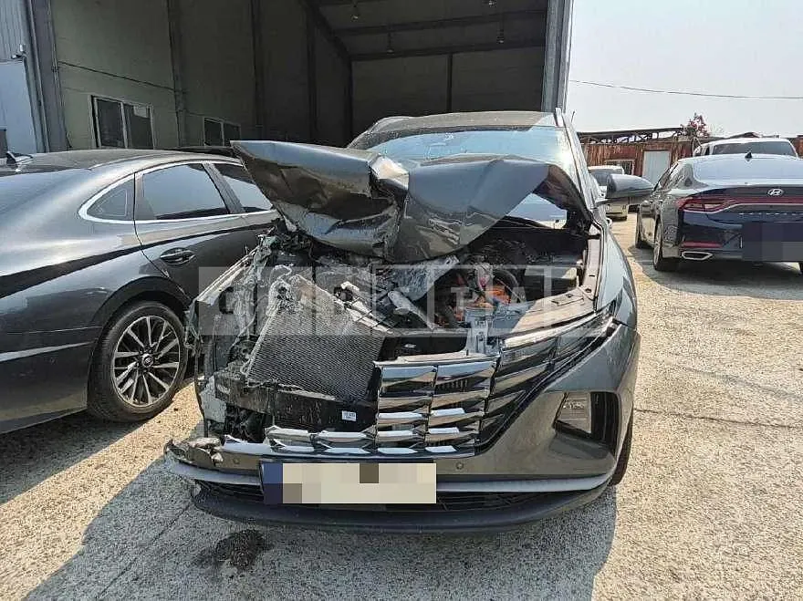Photo 2 of 22: 2022 Hyundai Tucson Hybrid — Korean insurance auction