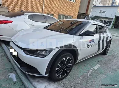 2022 * Kia EV6