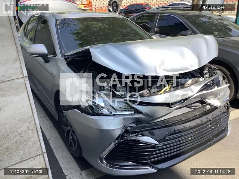 Photo 2 of 17: 2022 Toyota Camry Hybrid, VIN JTNBA1HK6N3018781 — Korean insurance auction
