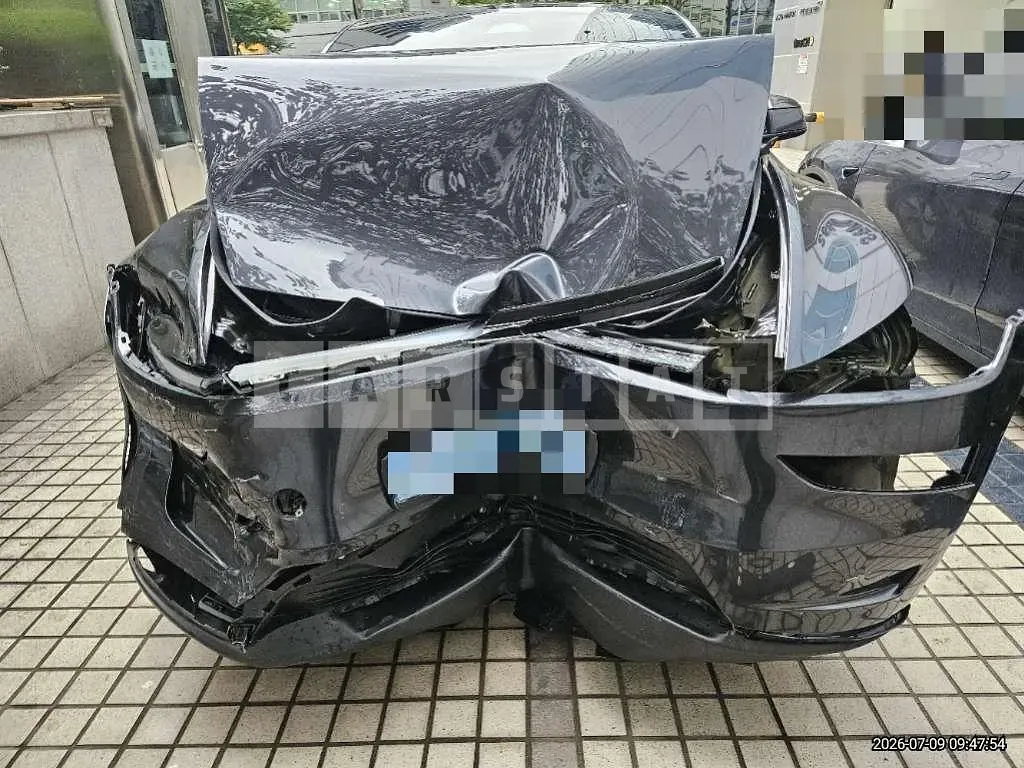 Photo 2 of 7: 2026 Tesla Model Y Premium RWD — Korean insurance auction
