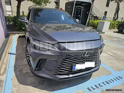 2025 Lexus RX450h+