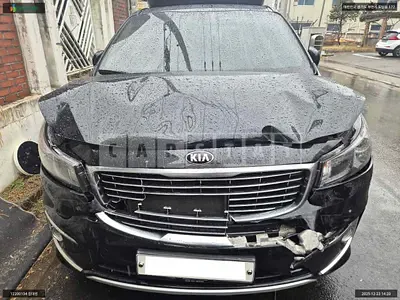 Photo 1 of 15: 2016 Kia Carnival, VIN KNAMC81ABHS270252 — Korean insurance auction