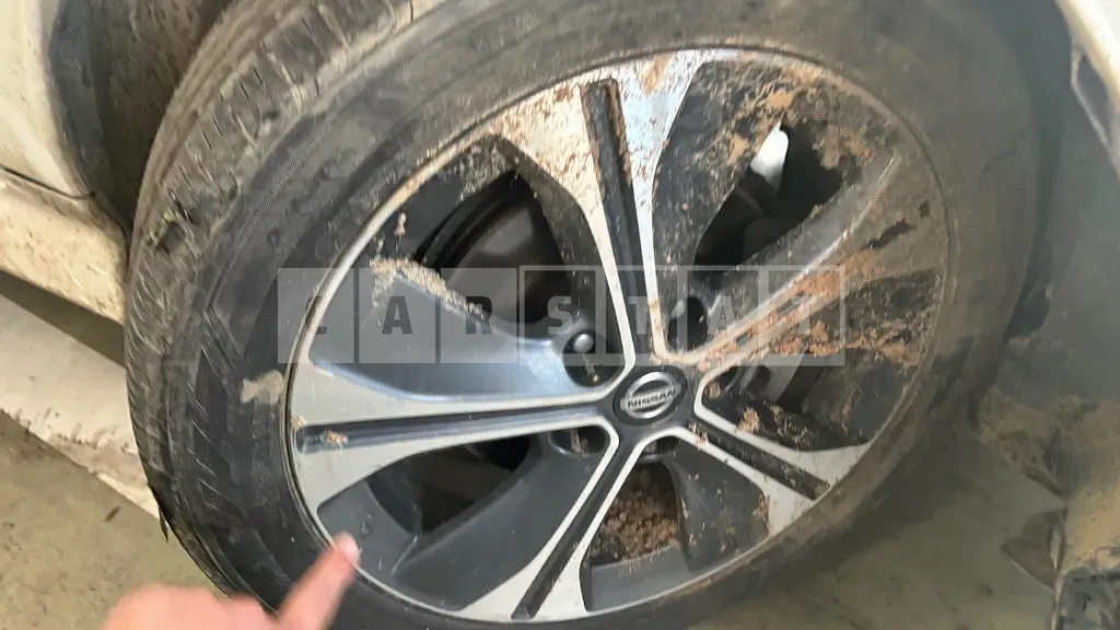 Photo 2 of 14: 2019 Nissan Leaf — Korean insurance auction