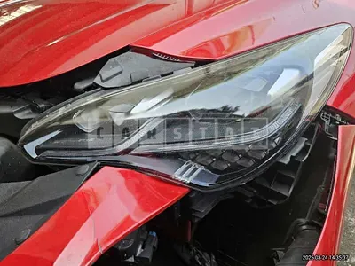 Photo 1 of 3: 2017 Kia (parts) Stinger 3.3 Headlamp, Wheel — Korean insurance auction