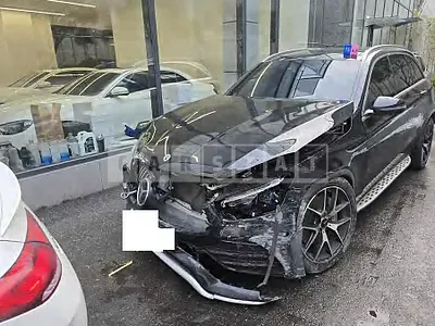 2022 Mercedes-AMG GLC43 4MATIC...