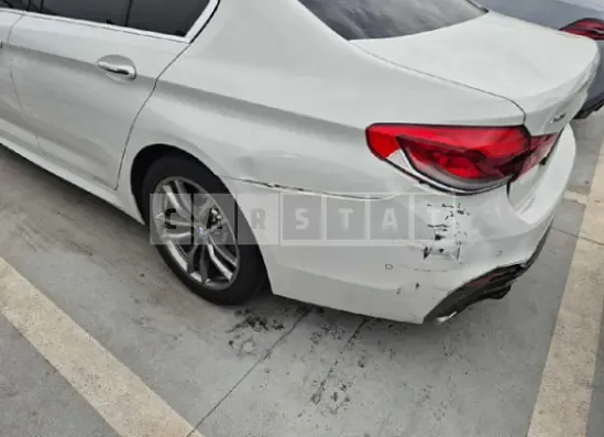 Photo 2 of 37: 2018 BMW 530i xDrive — Korean insurance auction
