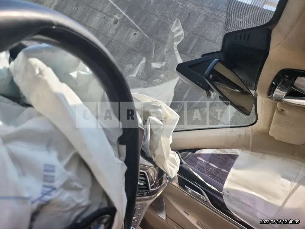 Photo 2 of 16: 2016 BMW 750Li xDrive, VIN WBA7F2100GG523489 — Korean insurance auction