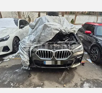 Photo 1 of 13: 2021 BMW X6 xDrive40i — Korean insurance auction