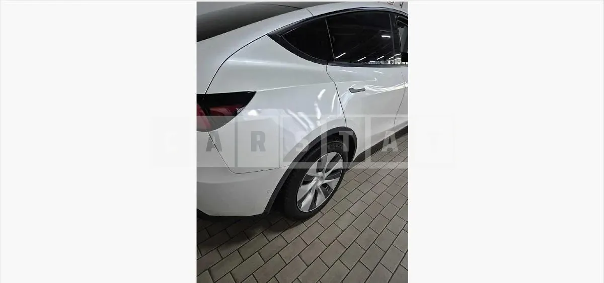 Photo 2 of 9: 2021 Tesla Model Y Standard Range — Korean insurance auction