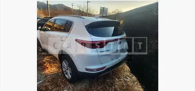 Photo 1 of 10: 2016 Kia Sportage — Korean insurance auction
