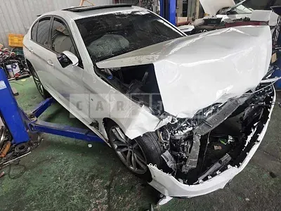 Photo 1 of 15: 2017 BMW 530i — Korean insurance auction