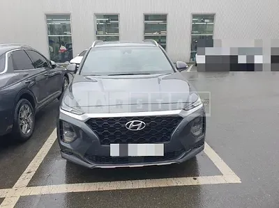 Photo 1 of 33: 2019 Hyundai Santa Fe 2.0, VIN KMHS281BBKU168900 — Korean insurance auction