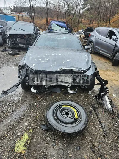Photo 1 of 9: 2019 Genesis G70, VIN KMTG341ABKU038606 — Korean insurance auction