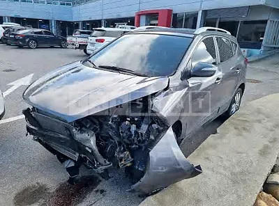 Photo 1 of 7: 2015 Hyundai Tucson, VIN KMHJT81VBFU959727 — Korean insurance auction