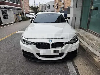 Photo 1 of 14: 2014 BMW 320d, VIN WBA3D3105FK276220 — Korean insurance auction