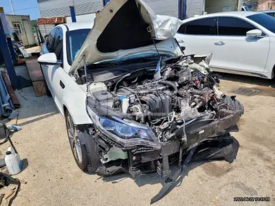 Photo 1 of 8: 2018 Kia K5, VIN KNAGS411BJA212178 — Korean insurance auction