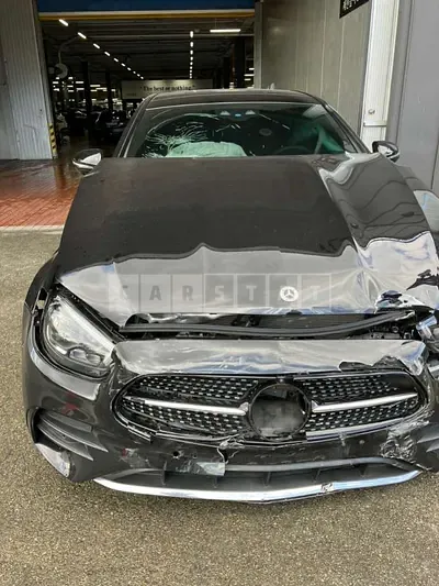Photo 1 of 28: 2022 Mercedes-Benz E 350 4Matic, VIN W1KZF8GB9NB097891 — Korean insurance auction