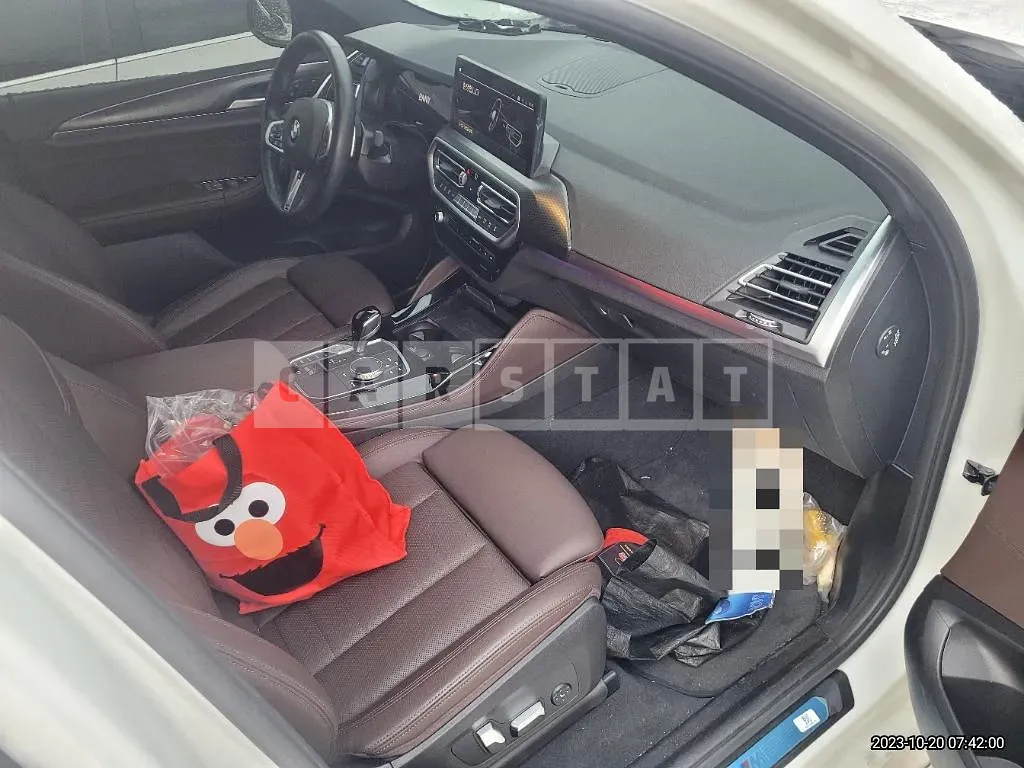 Photo 2 of 15: 2022 BMW X4 xDrive20i — Korean insurance auction