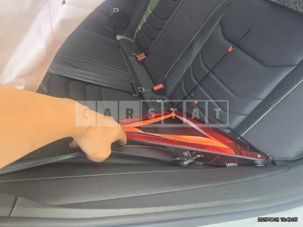 Photo 2 of 42: 2023 Volkswagen Atheon 2.0TDI — Korean insurance auction