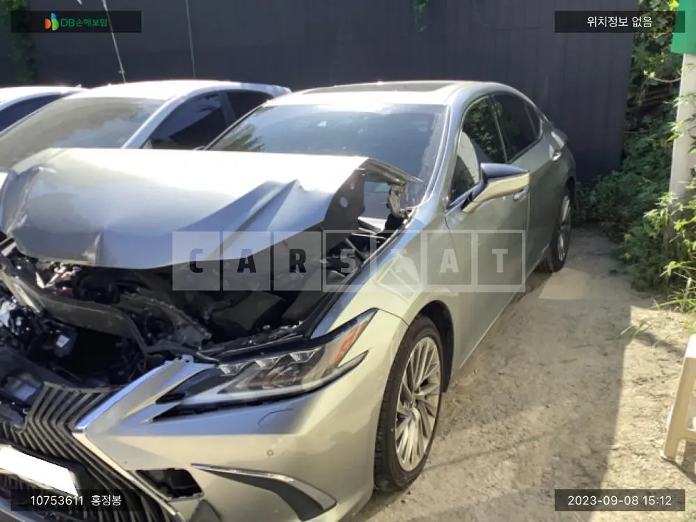 Photo 2 of 16: 2021 Lexus ES300h, VIN JTHBA1C1XM2006137 — Korean insurance auction