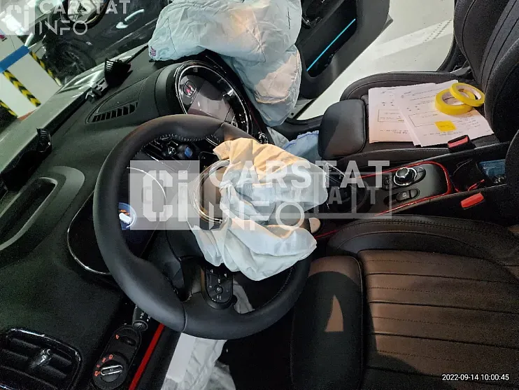 Photo 2 of 13: 2021 MINI Zone Cooper Works Countryman ALL4 — Korean insurance auction