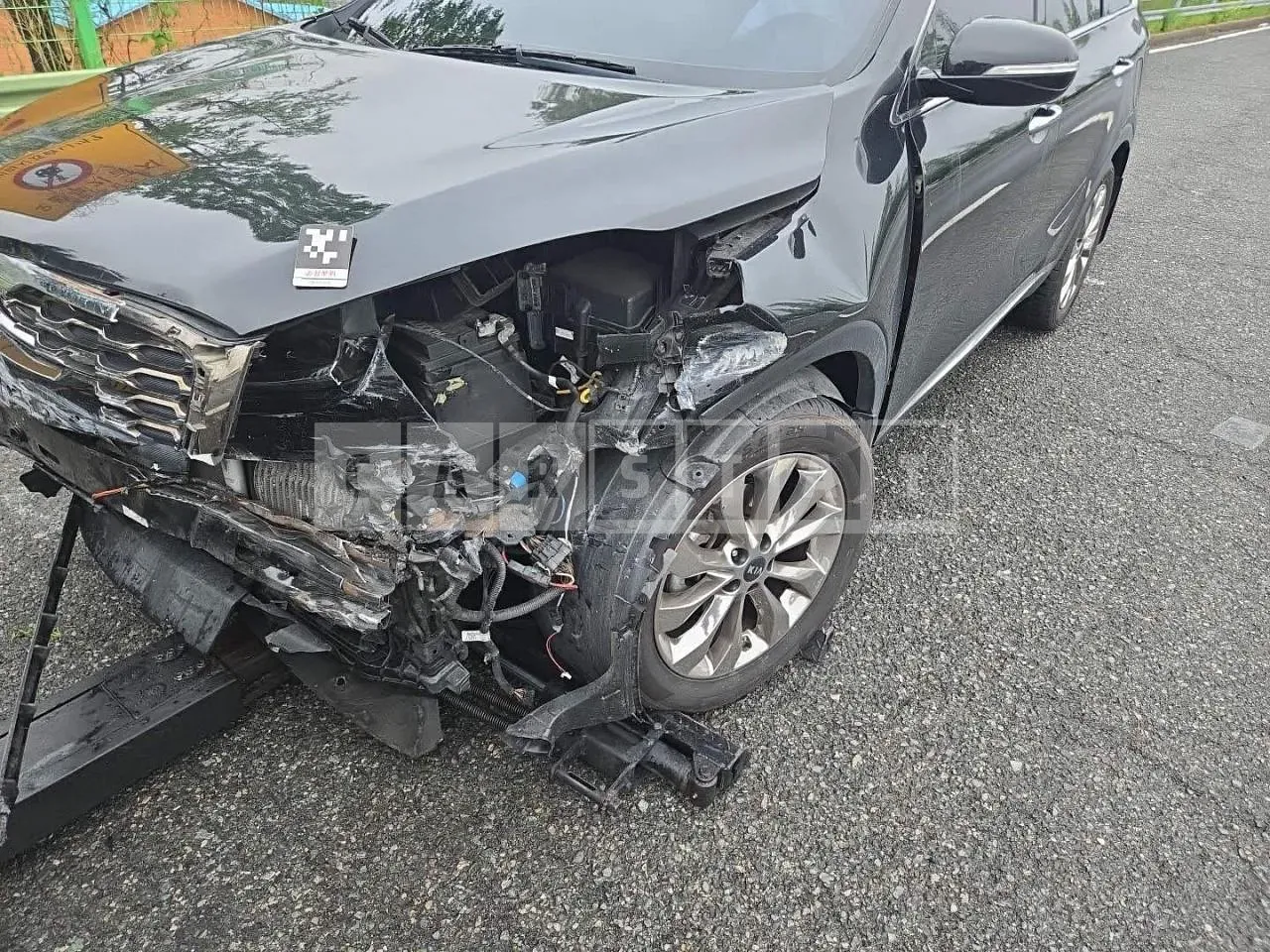 Photo 2 of 16: 2019 Kia Sorento, VIN KNAPS81ABLA628671 — Korean insurance auction