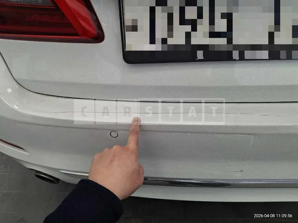 Photo 2 of 8: 2018 BMW 530i xDrive — Korean insurance auction