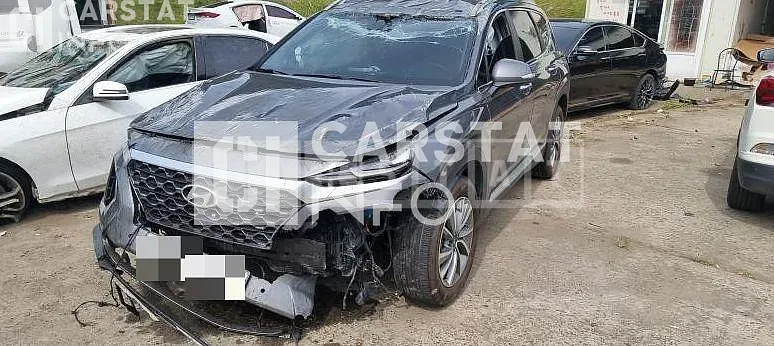 Photo 2 of 24: 2020 Hyundai Santa Fe 2.0 — Korean insurance auction