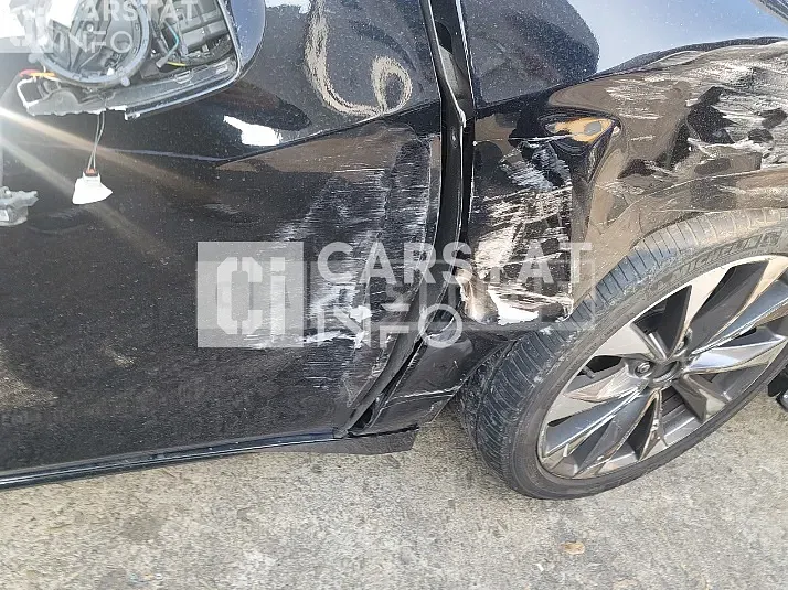 Photo 2 of 32: 2019 Nissan Maxima — Korean insurance auction