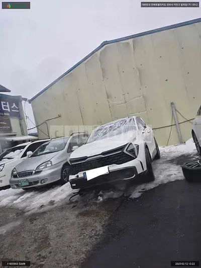 Photo 1 of 33: 2022 Kia Sportage, VIN KNAPV81BGNK041598 — Korean insurance auction