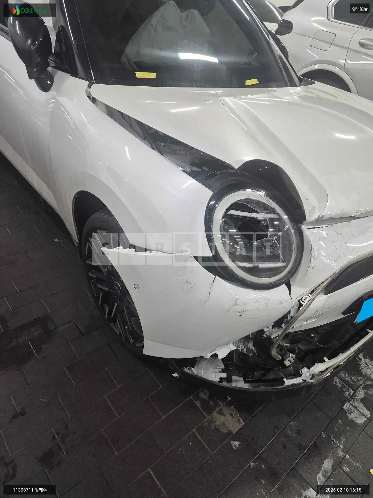Photo 2 of 8: 2025 MINI Cooper Se, VIN WMW21GC00RTA26152 — Korean insurance auction
