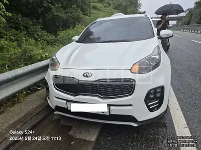 Photo 1 of 10: 2018 Kia Sportage — Korean insurance auction
