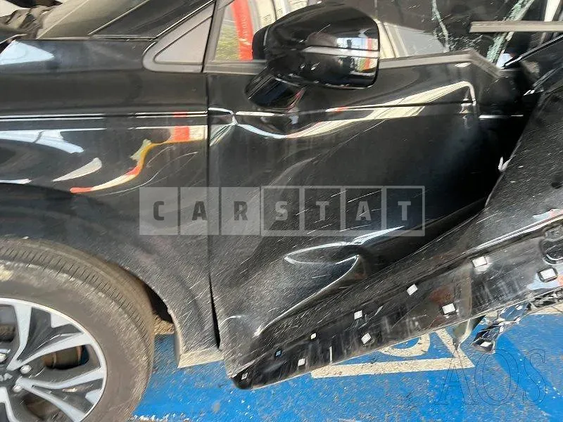 Photo 2 of 32: 2020 Kia Carnival, VIN KNANC81BBMS029359 — Korean insurance auction