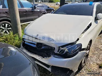Photo 1 of 24: 2019 Mercedes-Benz E300, VIN WDDZF4JB9KA688578 — Korean insurance auction
